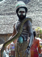 Erstes Jahr 2001-2002