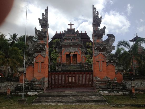 Blimbingsari Kirche zwei