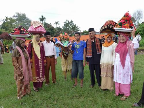 Reiskegel tragen Minang