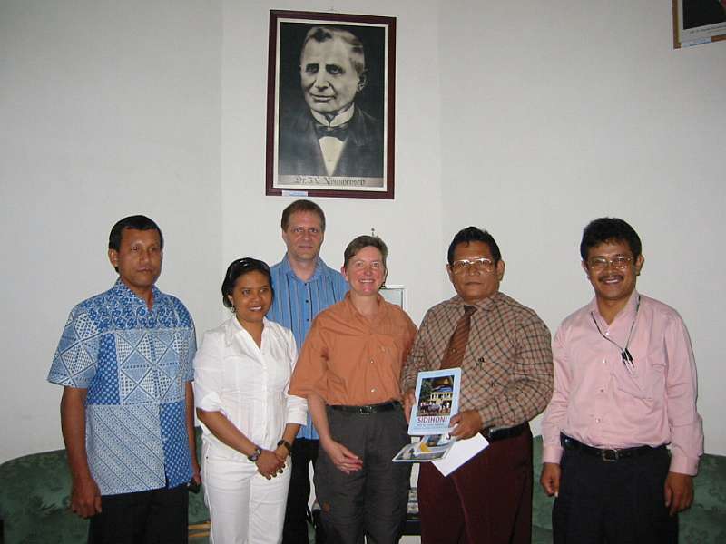 Nommensen-Universtität Bei Direktor Parsaribu